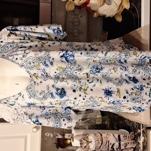 B womens Stem & Vine floral stretch short sleeve plus size top 2X